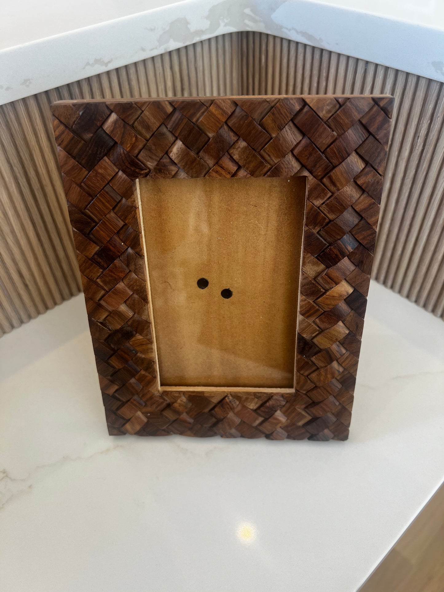4x6 Wooden Criss Cross Picture Frame