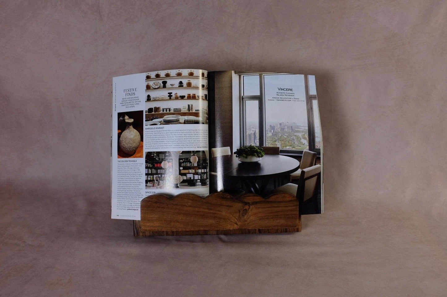 Mango Wood Scalloped Book Stand