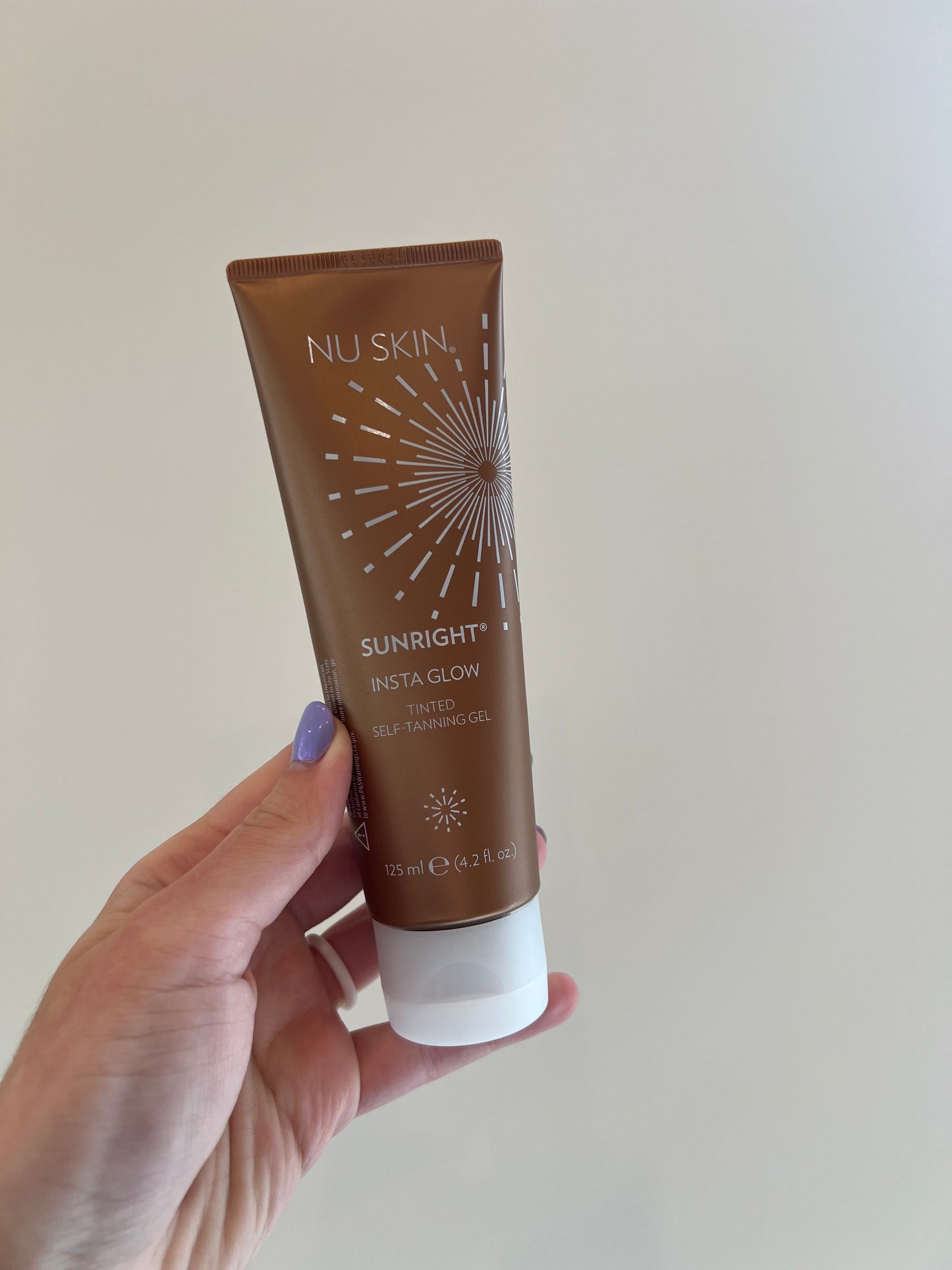 NuSkin Sunright InstaGlow Tinted Self-Tanning Gel