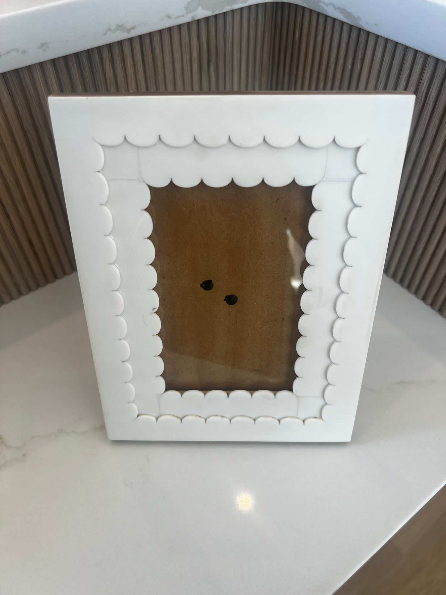 2 Layer Reversed Scallop Picture Frame 4x6