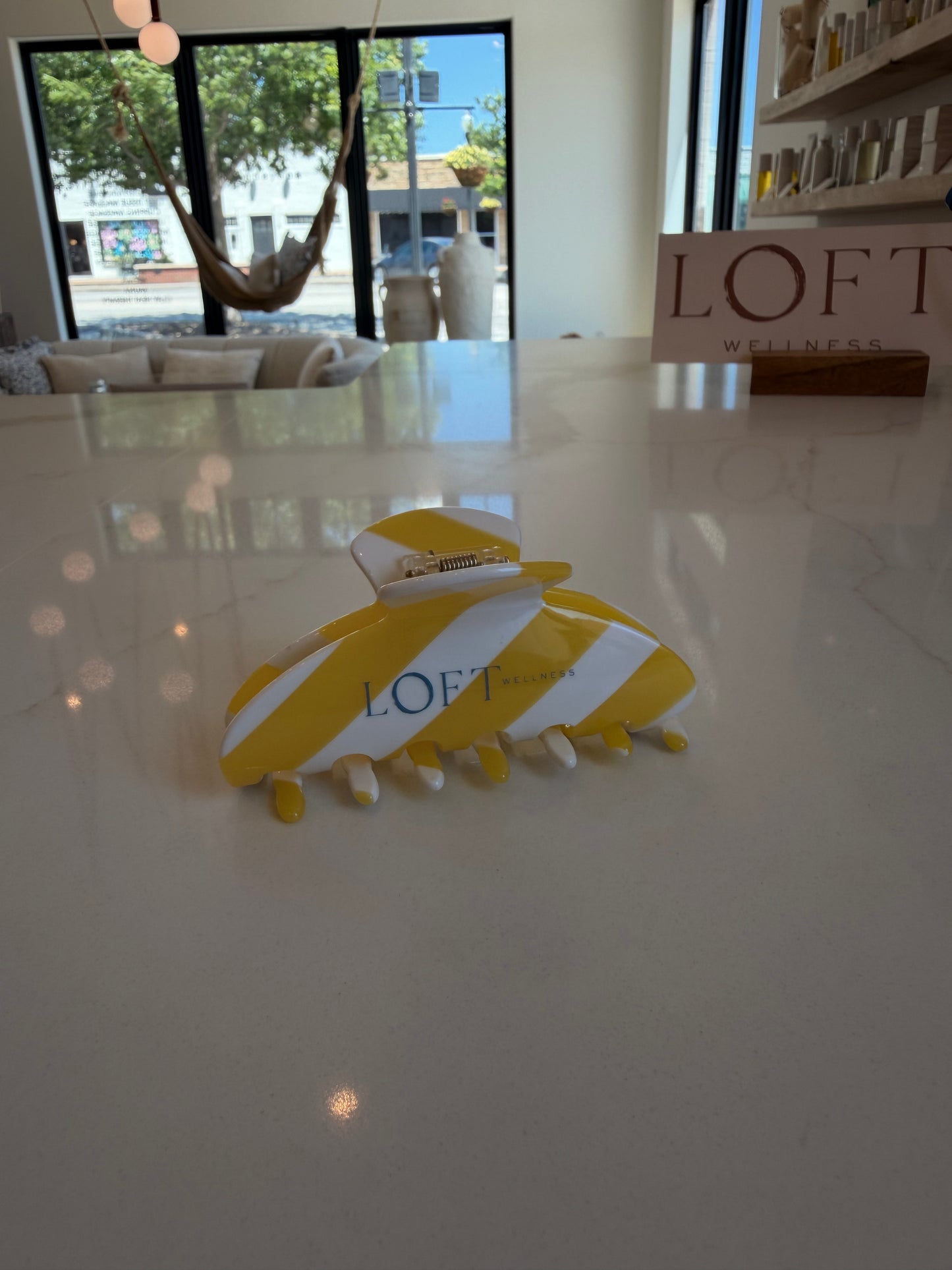 Loft Yellow and White Striped Claw Clip